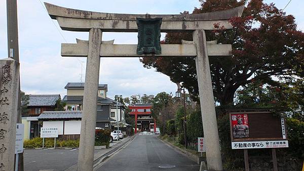 梅宮大社01.jpg 梅宮大社01.jpg