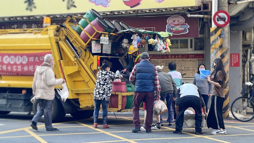 13山水WIFI智能熱烘除臭3L廚餘機.JPG 13山水WIFI智能熱烘除臭3L廚餘機.JPG