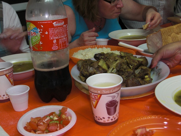 羊肉是這樣帶骨吃的 羊肉是這樣帶骨吃的