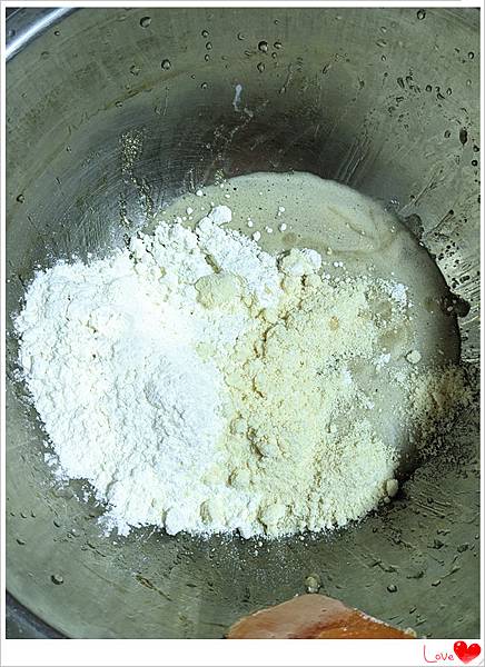 拌入粉類.jpg