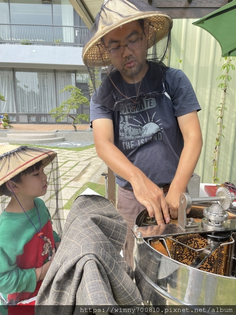 新竹/竹北【愛蜂園】 新竹蜜蜂生態體驗~新竹愛蜂園養蜂體驗區