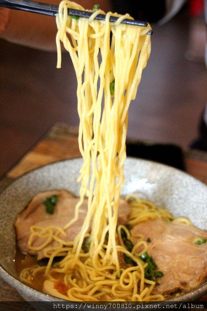 來自日本東京超高人氣拉麵店「はやし家」竹北【涼太拉麵】ラーメ