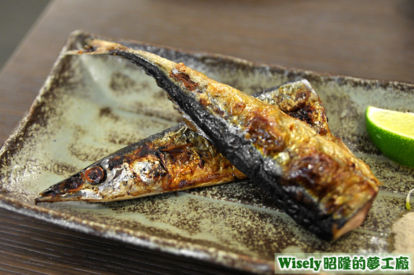 鹽烤秋刀魚定食