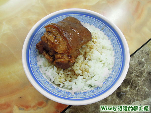 爌肉飯