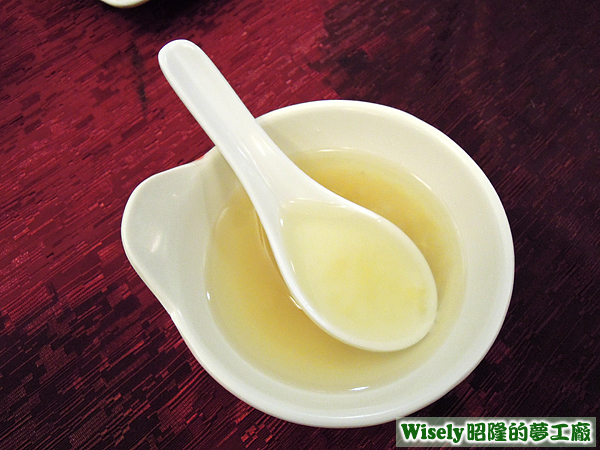 綠豆蒜西米露 綠豆蒜西米露