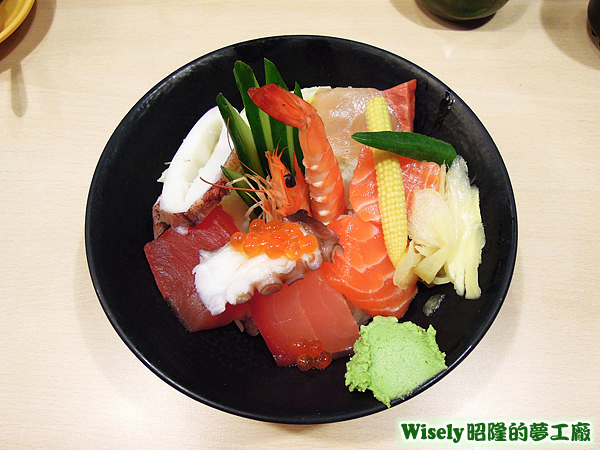 生魚海鮮丼