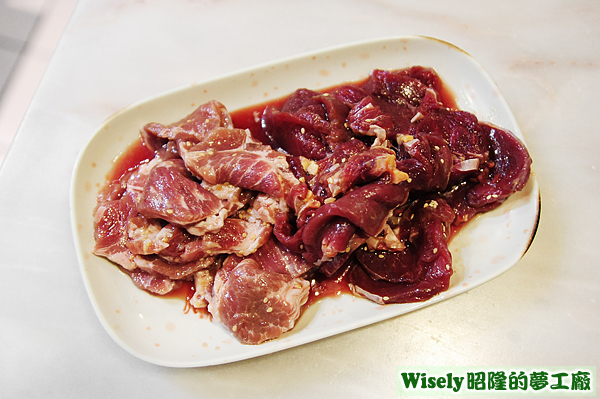 牛肉片、牛小排 牛肉片、牛小排