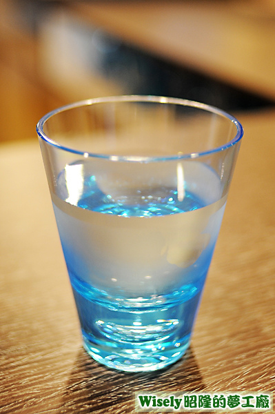 水杯