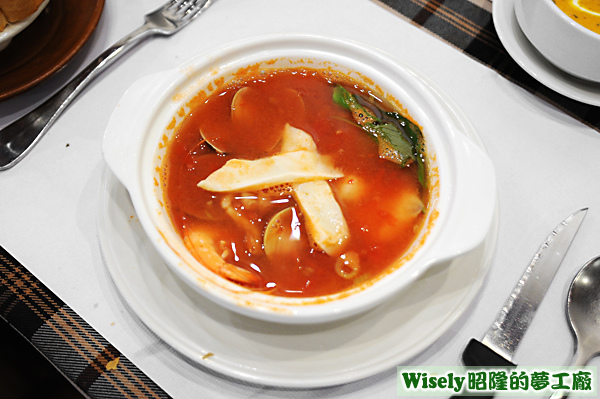 海鮮燉魚湯 海鮮燉魚湯