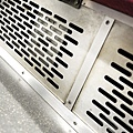 電車座椅地下的暖氣孔
