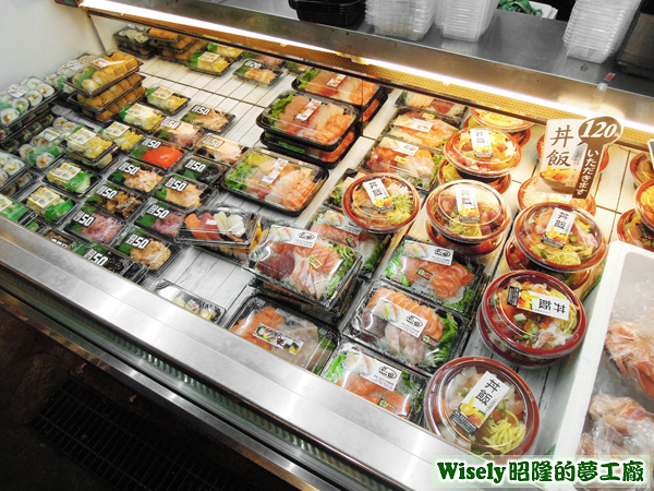 壽司、小菜、生魚片、丼飯 壽司、小菜、生魚片、丼飯