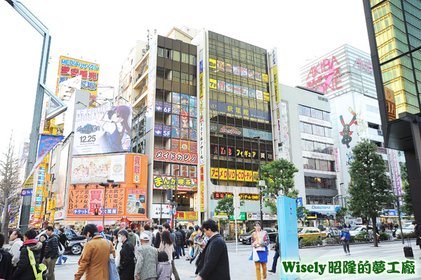 秋葉原