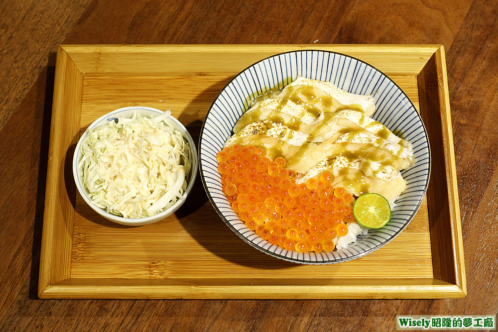 炙燒鮭魚親子丼