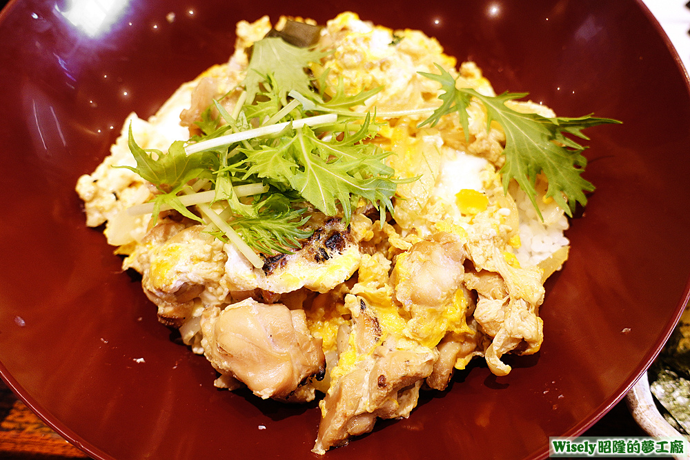 炭烤雞肉蛋蓋飯 炭烤雞肉蛋蓋飯