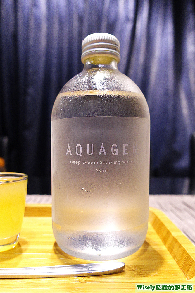 AQUAGEN海洋深層氣泡水330ml