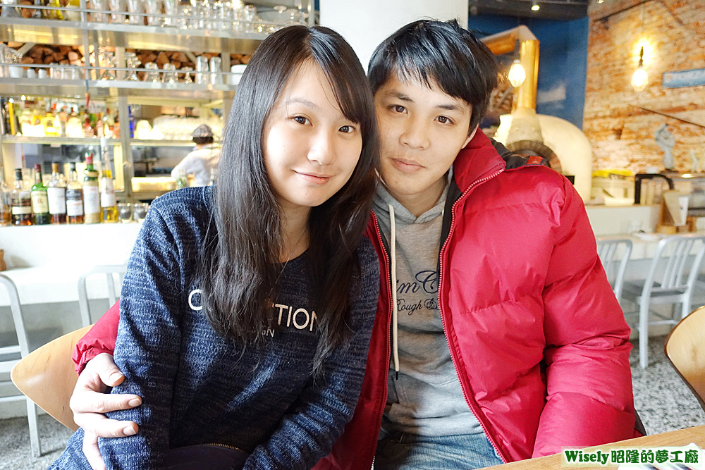 靜妤、阿毅 靜妤、阿毅