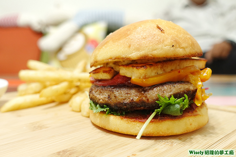 歐奇希臘哈魯米(HALOUMI CHEESE BURGER)