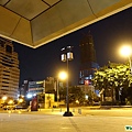 台北車站外夜景