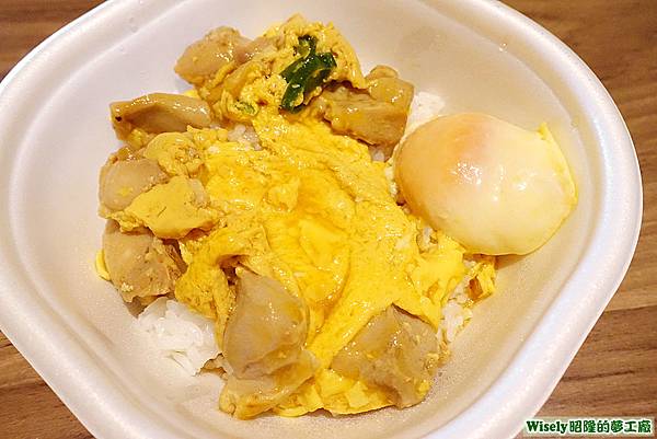 ふわとろ玉子のこだわり親子丼