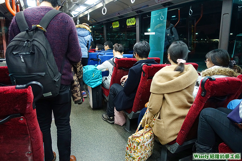 接駁車 接駁車