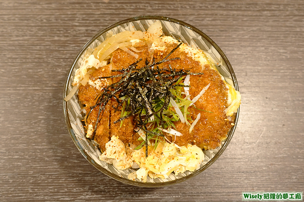 拷問豬排丼