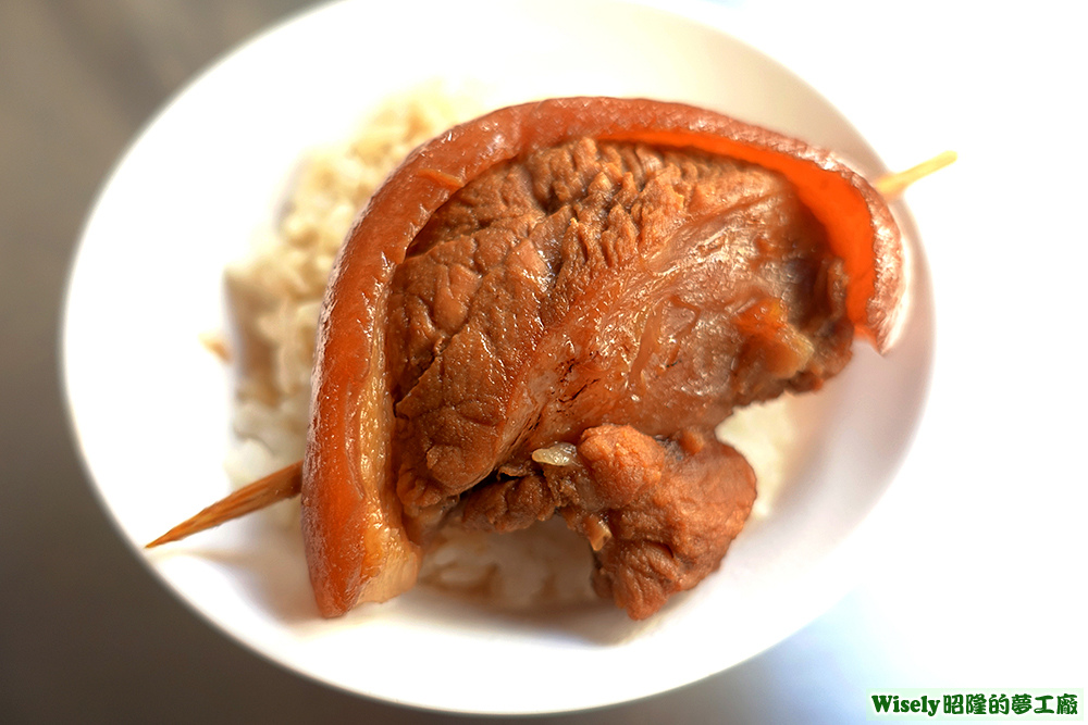 爌肉飯 爌肉飯
