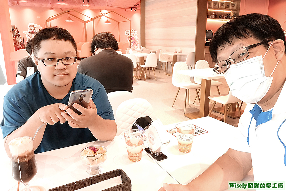 小郭、我 小郭、我