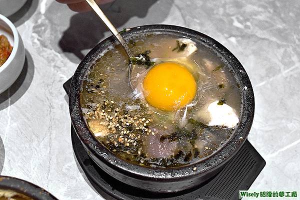 海陸豆腐鍋(牛肉)