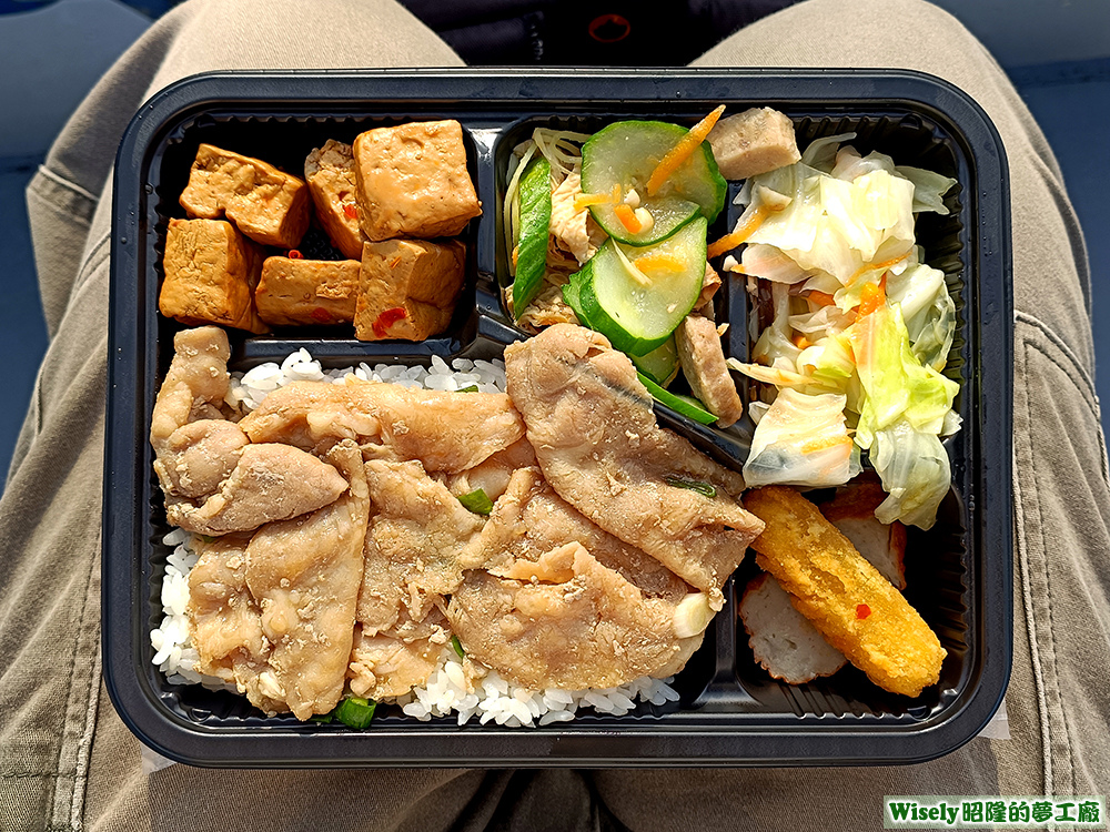 Just SUBBER EAT：樂天便當(若潼.蒜泥白肉飯)