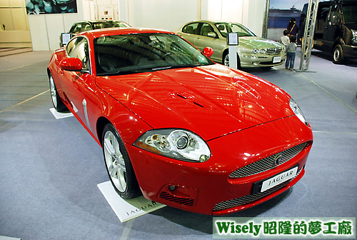 JAGUAR XKR