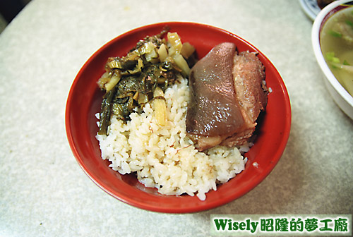 爌肉飯