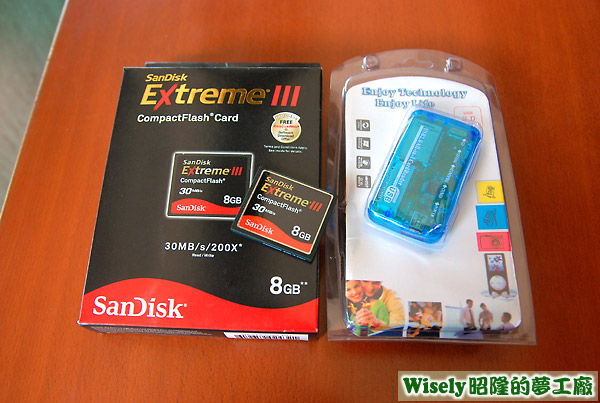 SanDisk Extreme III 8G CF卡、讀卡機