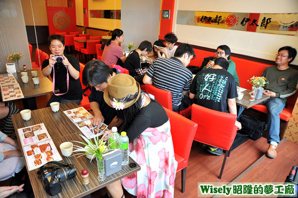 聚餐現場 聚餐現場