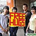 Free Hugs團