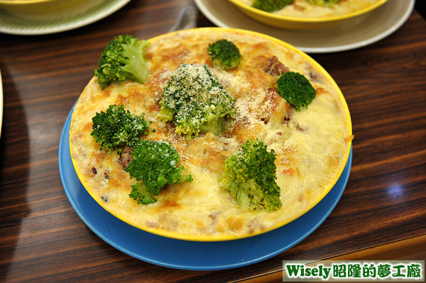 法式奶油雞肉焗烤飯 法式奶油雞肉焗烤飯