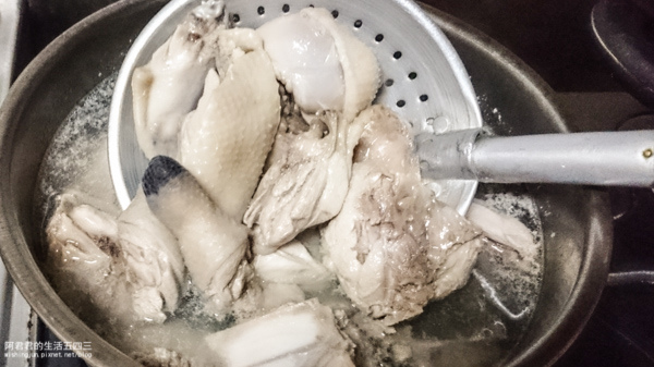 DSC_0010.jpg DSC_0010.jpg