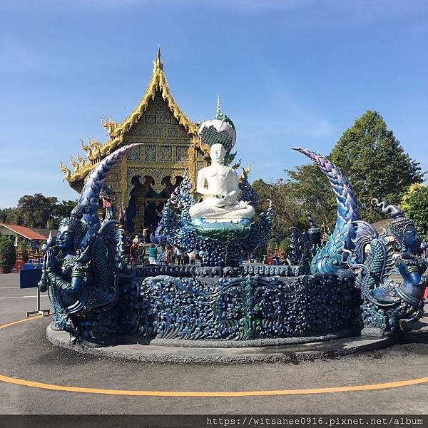 [泰國清萊景點] 藍廟 Wat Rong Suea Ten 