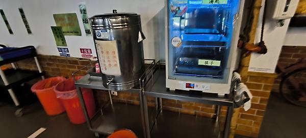 【台南新市美食】位在科技園區內的自助懷舊家常菜吃到飽-樹谷懷