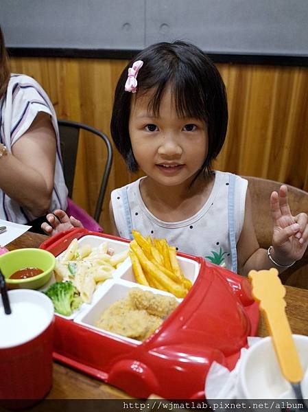 木宅餐館 2018-0526 (11) (957x1280) 木宅餐館 2018-0526 (11) (957x1280)