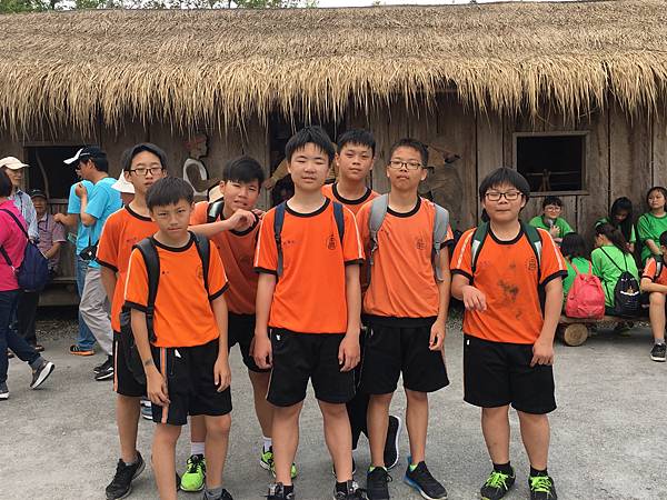 IMG_0887.jpg IMG_0887.jpg