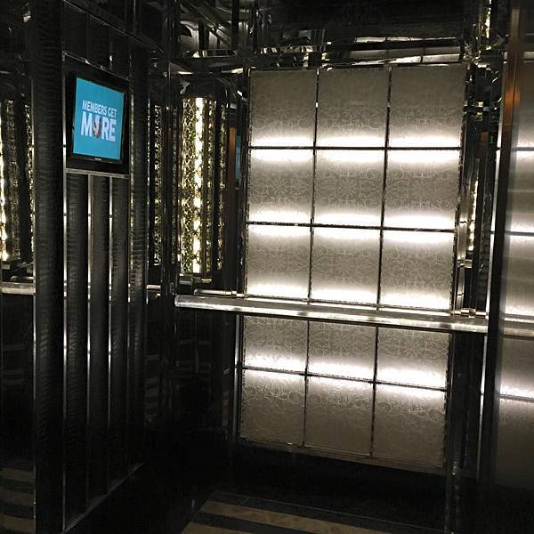 電梯-1.jpg