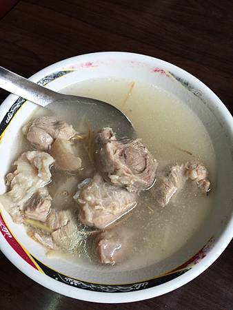 大稻程許仔豬腳瘦肉湯.jpg