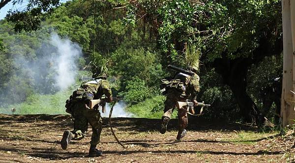 11866261_868025653278538_6369849046249030740_n