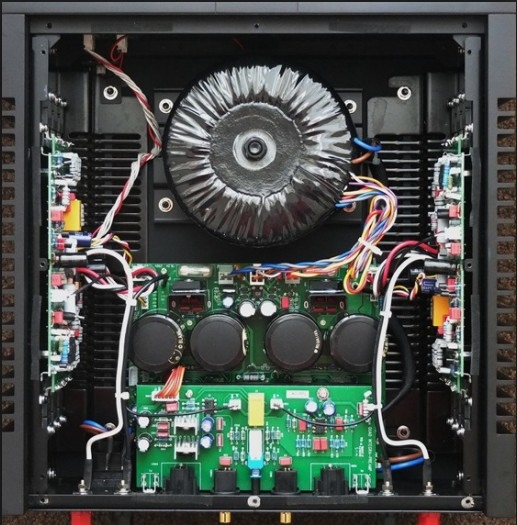 Quad Artera Stereo 3.jpg Quad Artera Stereo 3.jpg