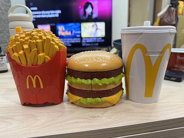 麥當勞 Ｘ 福音戰士 變形玩具，日拍代購經驗分享