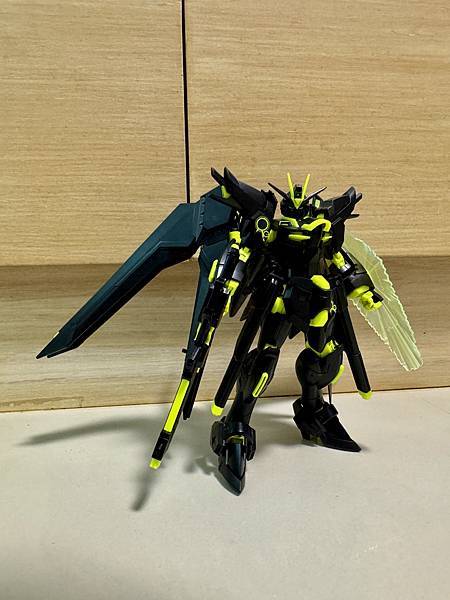 日本購入 HG 1/144 振揚自由鋼彈 [再循環配色/霓虹 日本購入 HG 1/144 振揚自由鋼彈 [再循環配色/霓虹