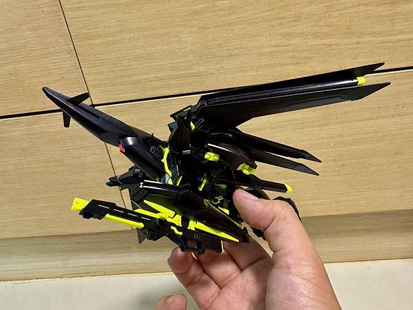 日本購入 HG 1/144 振揚自由鋼彈 [再循環配色/霓虹 日本購入 HG 1/144 振揚自由鋼彈 [再循環配色/霓虹