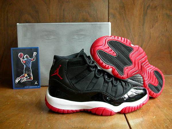 1808021614-AIR JORDAN XI RETRO.jpg