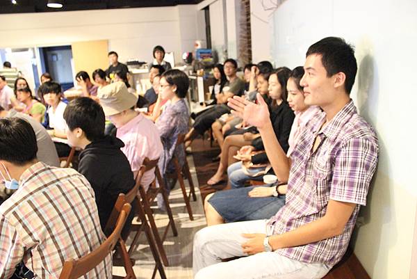 「茱莉蝶兒—從巴黎到紐約，日出到日落」講座照片