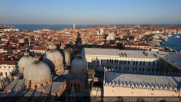 2018 Venice -Aurora_180305_0031.jpg